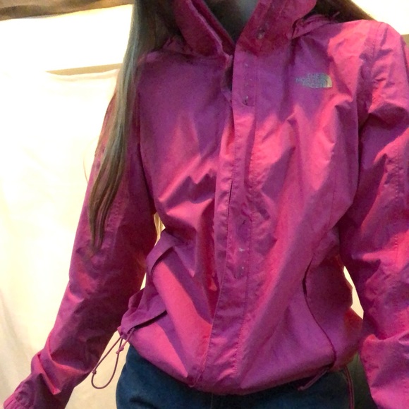 ✨the north face windbreaker jacket✨ - Picture 2 of 6